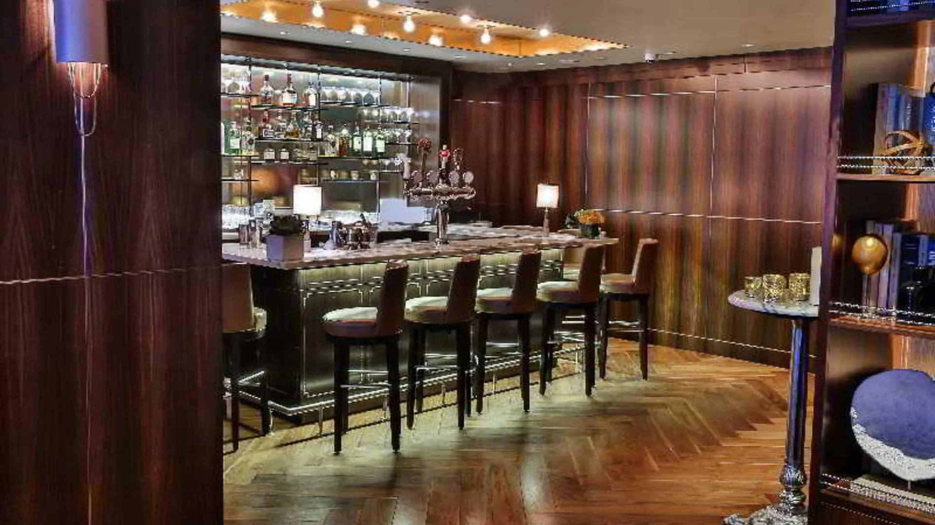 *****  WestHouse Hotel New York USA