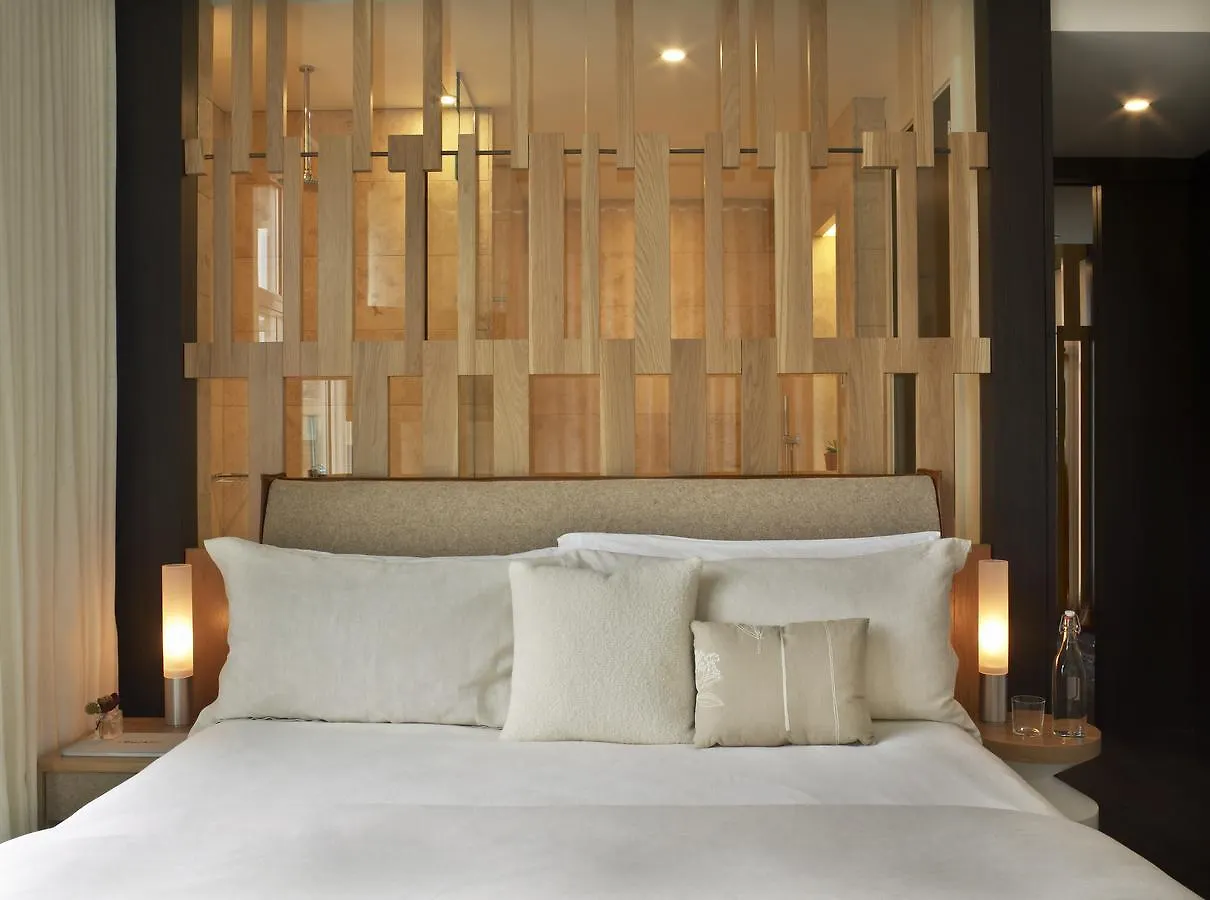 *****  WestHouse Hotel New York USA