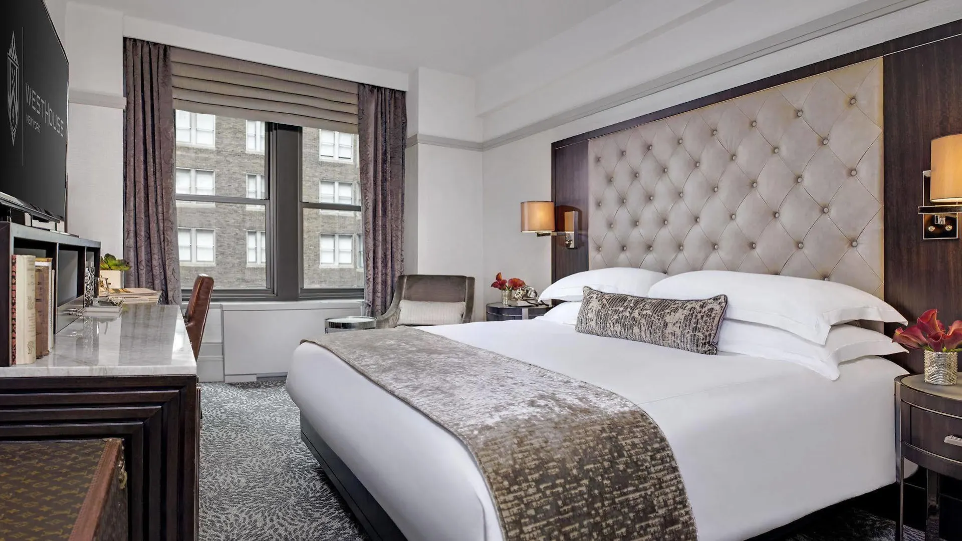 WestHouse Hotel New York 5*,